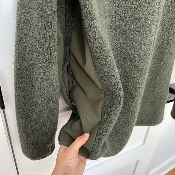 Lululemon Men’s Tundra Tech Half Zip Pullover Fleece Sweatshirt - Picture 11 of 14